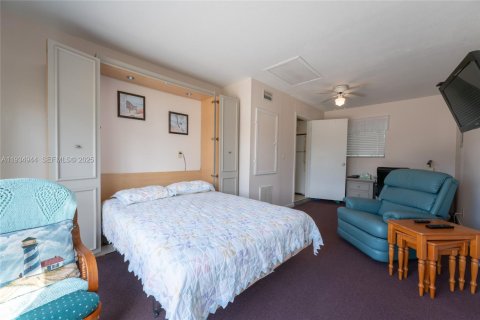 Villa ou maison à vendre à LaBelle, Floride: 1 chambre, 83.52 m2 № 2037964 - photo 23