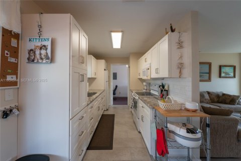 Villa ou maison à vendre à LaBelle, Floride: 1 chambre, 83.52 m2 № 2037964 - photo 13