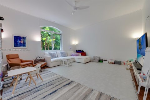 Casa en venta en Palmetto Bay, Florida, 4 dormitorios, 229.19 m2 № 1781884 - foto 11