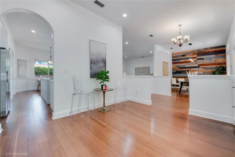Casa en venta en Palmetto Bay, Florida, 4 dormitorios, 229.19 m2 № 1781884 - foto 19