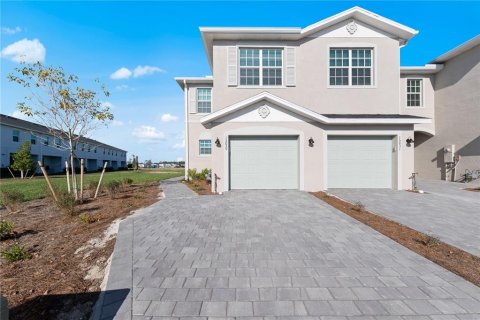 Adosado en alquiler en Punta Gorda, Florida, 3 dormitorios, 173.82 m2 № 1879218 - foto 1