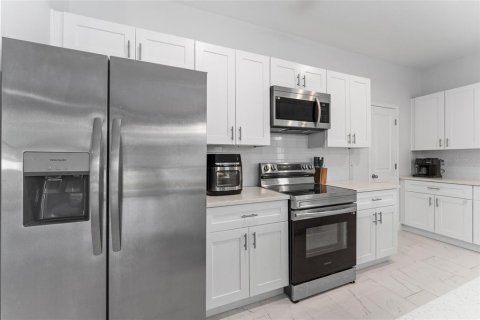 Casa en venta en Casselberry, Florida, 4 dormitorios, 249.63 m2 № 2236538 - foto 23