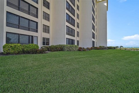 Condo in Sarasota, Florida, 2 bedrooms  № 1840109 - photo 26