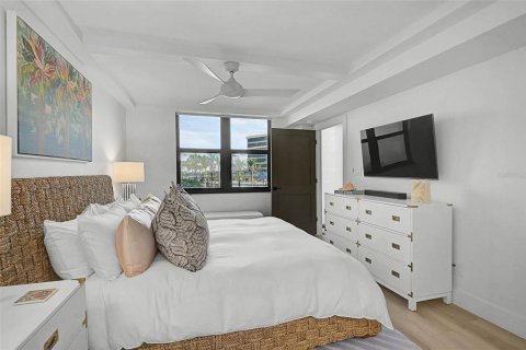 Condo in Sarasota, Florida, 2 bedrooms  № 1840109 - photo 21
