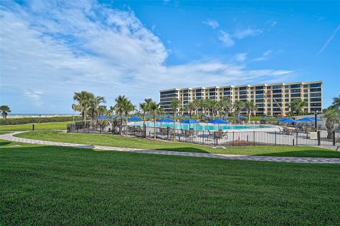 Condo in Sarasota, Florida, 2 bedrooms  № 1840109 - photo 25