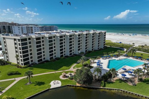 Condo in Sarasota, Florida, 2 bedrooms  № 1840109 - photo 1