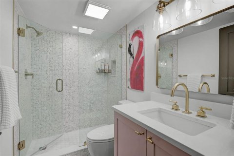 Condo in Sarasota, Florida, 2 bedrooms  № 1840109 - photo 17
