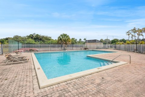 Condo in Miami, Florida, 1 bedroom  № 1921059 - photo 20