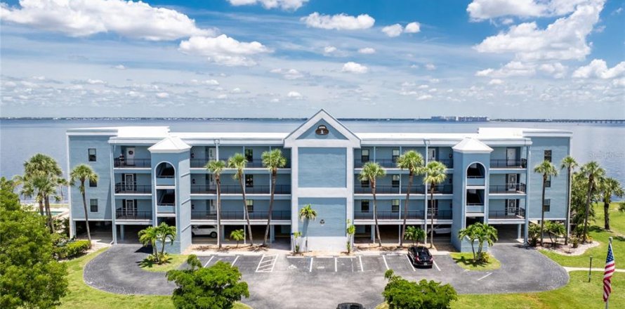Condo in Punta Gorda, Florida, 3 bedrooms № 1829339