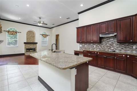 House in Winter Springs, Florida 5 bedrooms, 290.69 sq.m. № 1771133 - photo 15