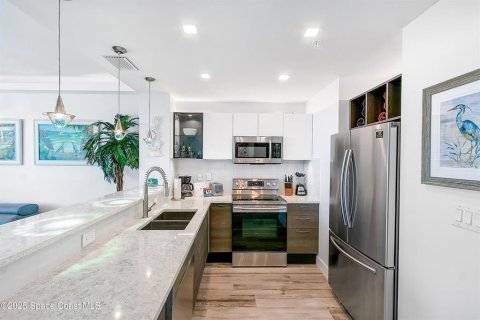 Condo in Merrit Island, Florida, 3 bedrooms  № 1829738 - photo 8