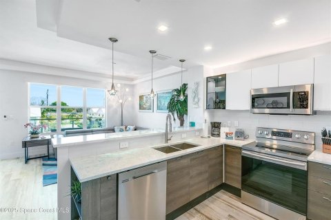 Condo in Merrit Island, Florida, 3 bedrooms  № 1829738 - photo 11