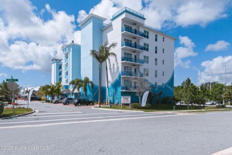 Condo in Merrit Island, Florida, 3 bedrooms  № 1829738 - photo 2