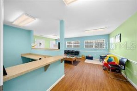 Propiedad comercial en alquiler en Chiefland, Florida, 349.5 m2 № 1352509 - foto 14