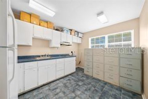 Propiedad comercial en alquiler en Chiefland, Florida, 349.5 m2 № 1352509 - foto 19