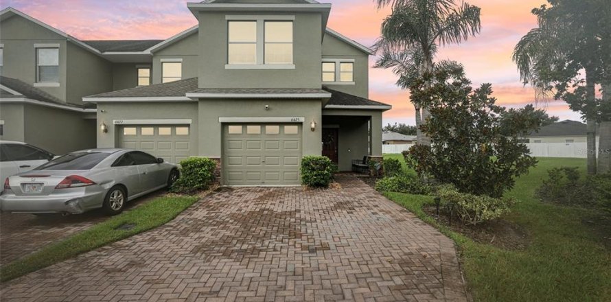Adosado en Lakeland, Florida 3 dormitorios, 133.22 m2 № 1906246
