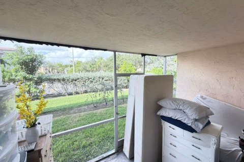 Copropriété à vendre à Deerfield Beach, Floride: 2 chambres, 97.55 m2 № 1965187 - photo 11