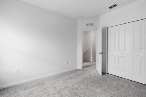 Townhouse in Kissimmee, Florida 3 bedrooms, 156.91 sq.m. № 2207952 - photo 16