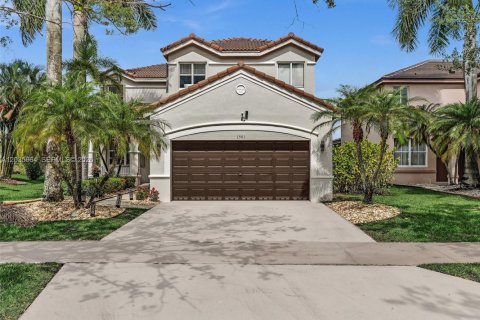 Villa ou maison à Weston, Floride 5 chambres, 248.23 m2 № 2085374