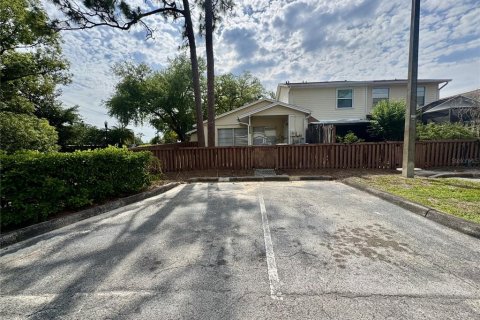 Adosado en alquiler en Lutz, Florida, 2 dormitorios, 86.4 m2 № 2116015 - foto 3