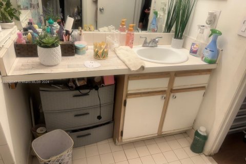 Condo in Homestead, Florida, 2 bedrooms  № 1461102 - photo 10