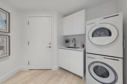 Copropriété à vendre à Fort Lauderdale, Floride: 2 chambres, 203.36 m2 № 2185386 - photo 28