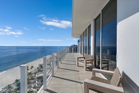 Copropriété à vendre à Fort Lauderdale, Floride: 2 chambres, 203.36 m2 № 2185386 - photo 2