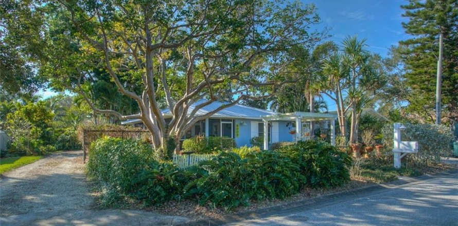 Casa en Bradenton, Florida 2 dormitorios, 83.52 m2 № 212930
