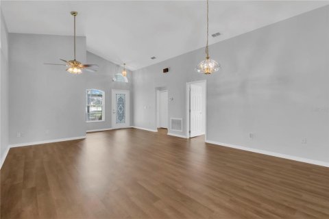 Casa en venta en Clermont, Florida, 2 dormitorios, 159.42 m2 № 1829379 - foto 8