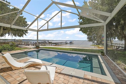 House in Ocklawaha, Florida 4 bedrooms, 192.31 sq.m. № 1815899 - photo 1