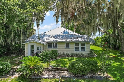 House in Ocklawaha, Florida 4 bedrooms, 192.31 sq.m. № 1815899 - photo 27