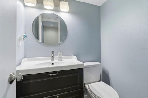 Casa en venta en Brandon, Florida, 4 dormitorios, 229 m2 № 2225469 - foto 22