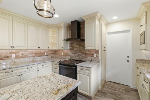 Casa en venta en Brandon, Florida, 4 dormitorios, 229 m2 № 2225469 - foto 13