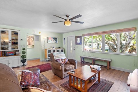 Купить виллу или дом в Купер-Сити, Флорида 2 спальни, 153.75м2, № 2066637 - фото 4