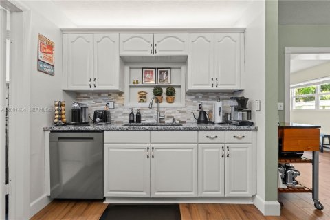 Купить виллу или дом в Купер-Сити, Флорида 2 спальни, 153.75м2, № 2066637 - фото 15