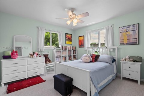 Купить виллу или дом в Купер-Сити, Флорида 2 спальни, 153.75м2, № 2066637 - фото 20