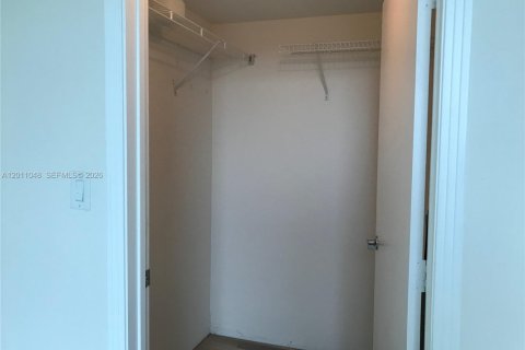 Copropriété à louer à Miami, Floride: 1 chambre, 61.04 m2 № 2076663 - photo 22