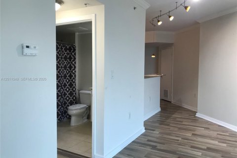 Copropriété à louer à Miami, Floride: 1 chambre, 61.04 m2 № 2076663 - photo 20