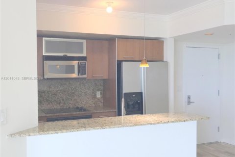 Copropriété à louer à Miami, Floride: 1 chambre, 61.04 m2 № 2076663 - photo 13
