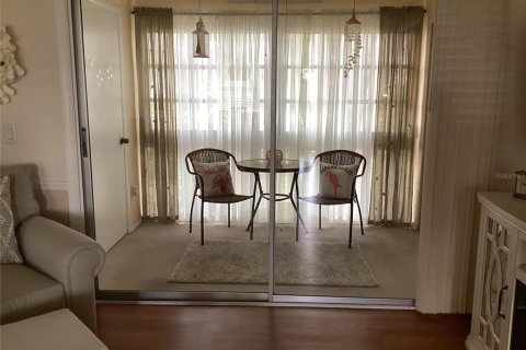 Copropriété à vendre à Tarpon Springs, Floride: 1 chambre, 62.15 m2 № 2156849 - photo 10