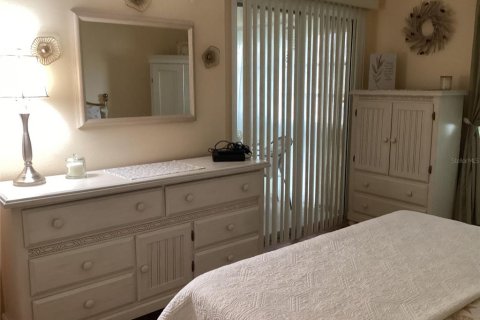 Copropriété à vendre à Tarpon Springs, Floride: 1 chambre, 62.15 m2 № 2156849 - photo 12