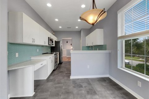 Touwnhouse à vendre à Sarasota, Floride: 3 chambres, 189.99 m2 № 1588603 - photo 5