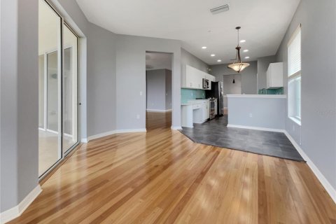 Touwnhouse à vendre à Sarasota, Floride: 3 chambres, 189.99 m2 № 1588603 - photo 4