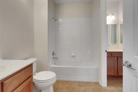 Touwnhouse à vendre à Sarasota, Floride: 3 chambres, 189.99 m2 № 1588603 - photo 12