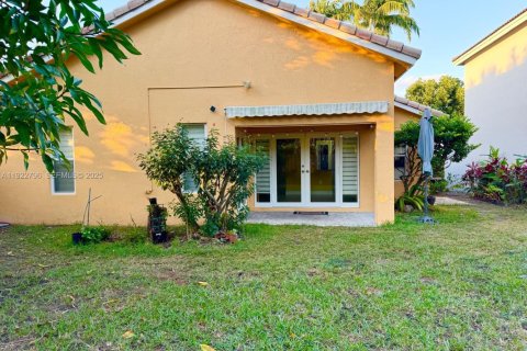 Villa ou maison à louer à Miami, Floride: 3 chambres, 136.01 m2 № 1982506 - photo 19
