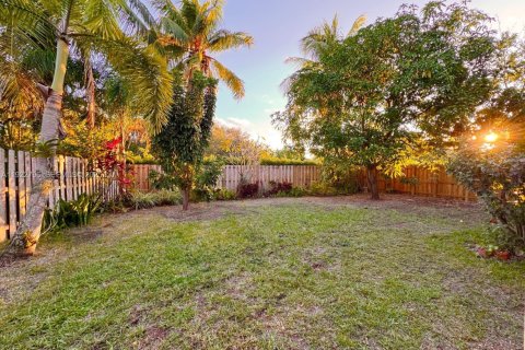 Villa ou maison à louer à Miami, Floride: 3 chambres, 136.01 m2 № 1982506 - photo 21