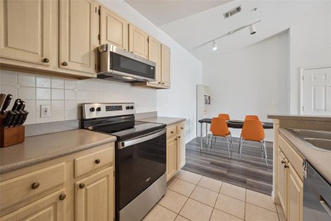 Condominio en venta en Orlando, Florida, 1 dormitorio, 62.43 m2 № 2200959 - foto 9