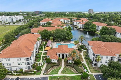 Condominio en Orlando, Florida, 1 dormitorio № 2200959