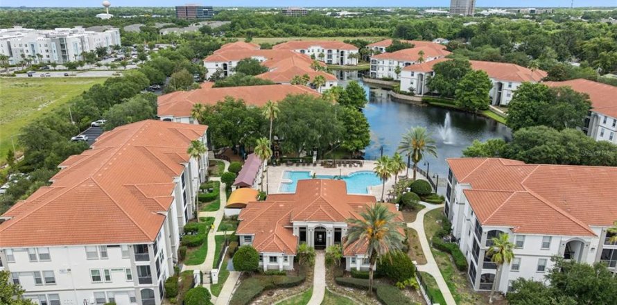 Condominio en Orlando, Florida, 1 dormitorio № 2200959