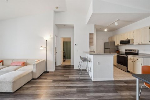 Condominio en venta en Orlando, Florida, 1 dormitorio, 62.43 m2 № 2200959 - foto 7